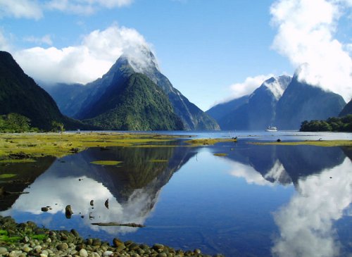 milford sound pictures
